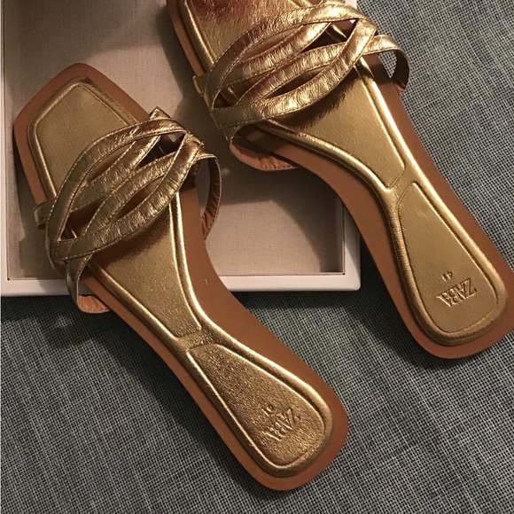 Zara Metallic Gold Women's Sandals.Size 10 - Picture 3 of 5